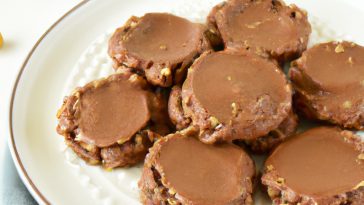 Peanut Butter Cocoa No-Bake Cookies