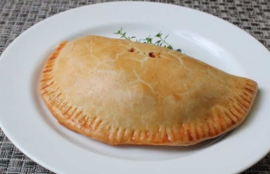 CORNISH BEEF PASTIES – Easy Family Recipes!