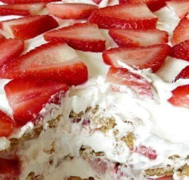 BEST Strawberry Cream Cheese Icebox Cake