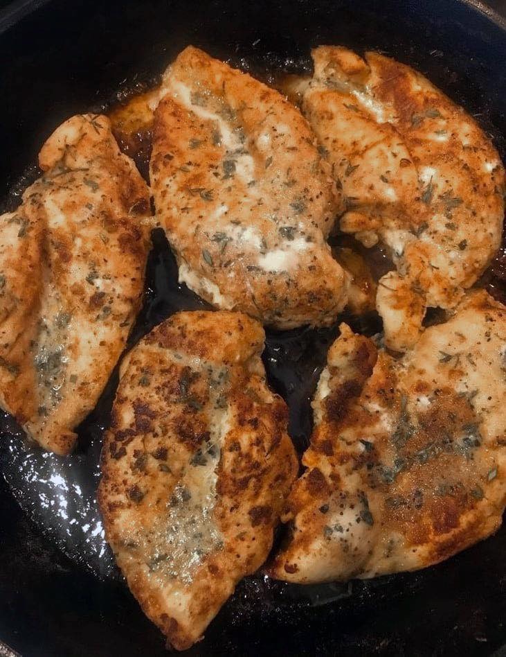 20-Min Garlic Butter Chicken: A Family Favorite!