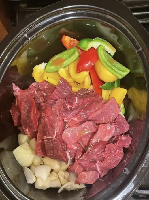 How to make Crock Pot Pepper Steak Recipe, Sliced Bell Peppers Ready for Crock pot Cooking