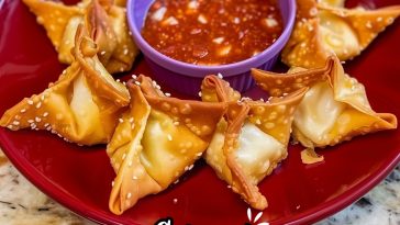 COPYCAT PANDA EXPRESS CREAM CHEESE WONTONS